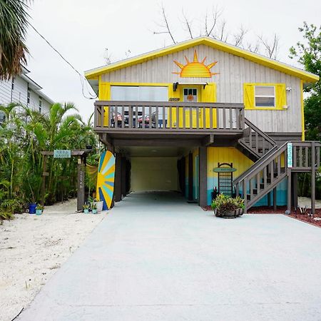 בראדנטון ביץ' Ami Beach Shack מראה חיצוני תמונה
