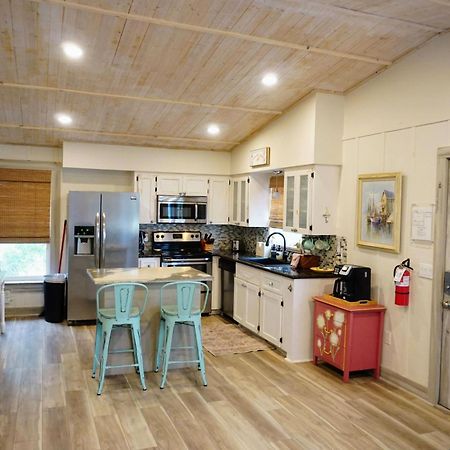 בראדנטון ביץ' Ami Beach Shack מראה חיצוני תמונה