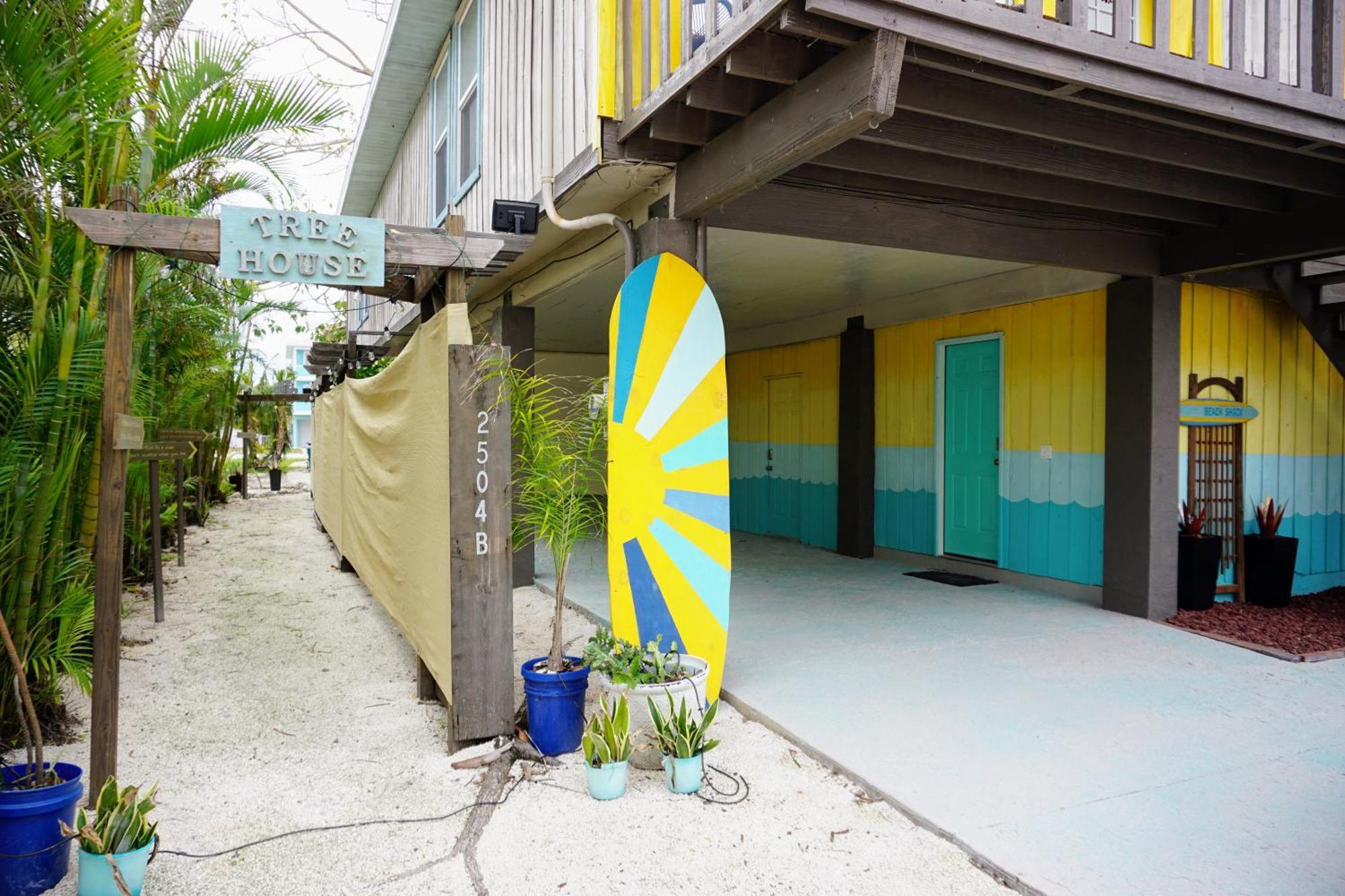 בראדנטון ביץ' Ami Beach Shack מראה חיצוני תמונה