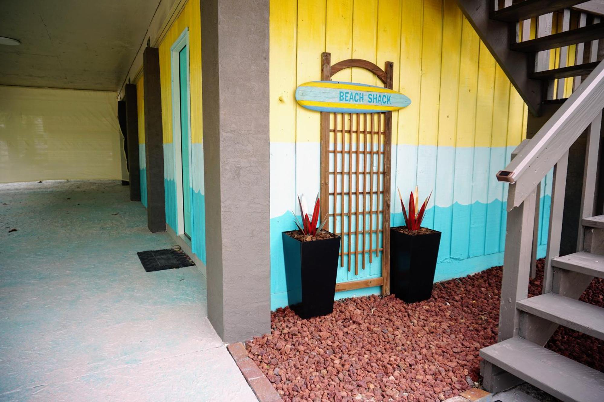 בראדנטון ביץ' Ami Beach Shack מראה חיצוני תמונה