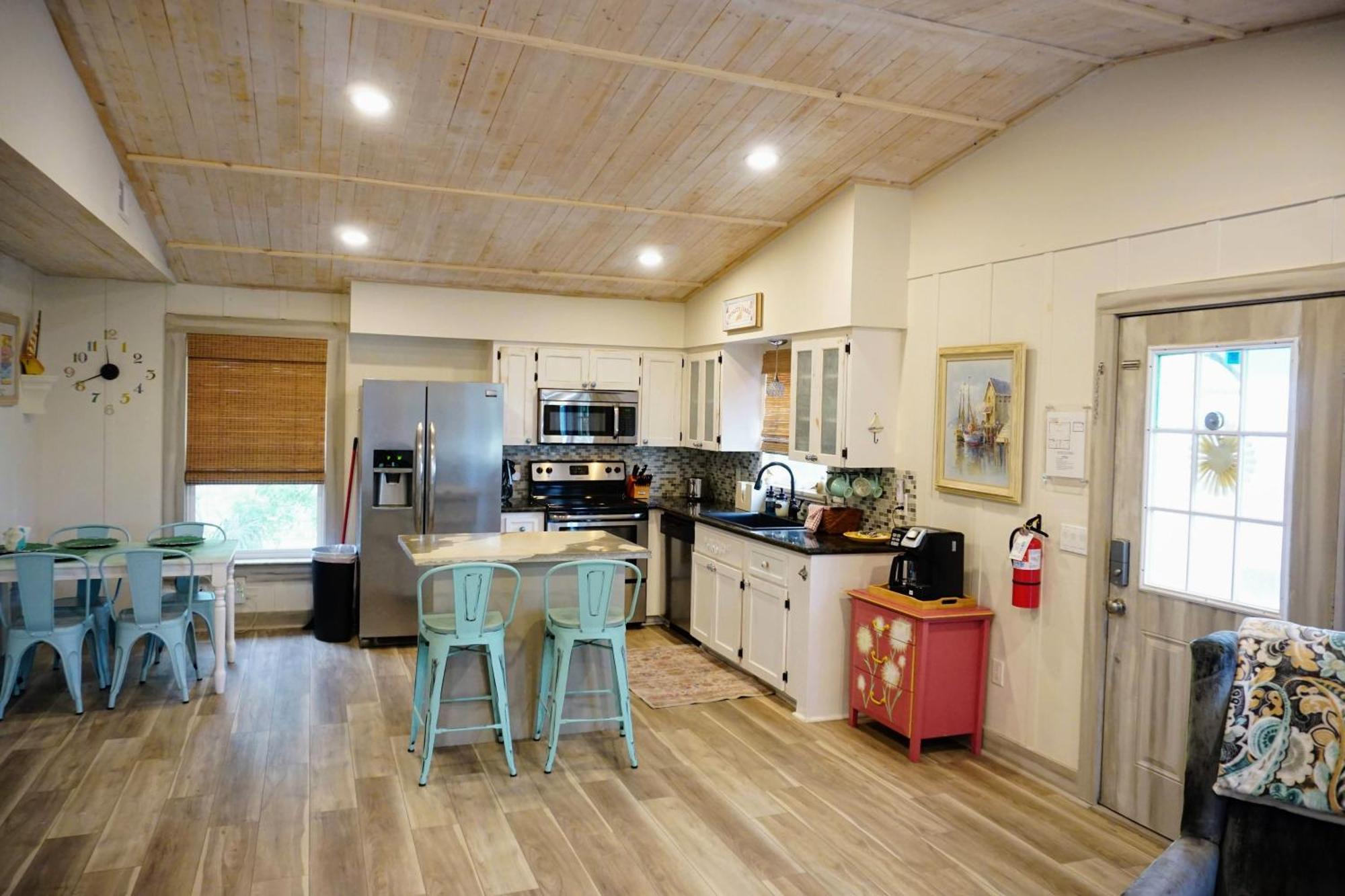 בראדנטון ביץ' Ami Beach Shack מראה חיצוני תמונה